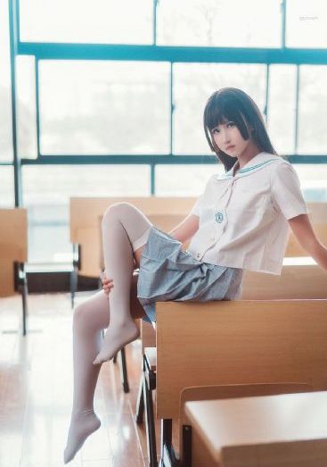女人高潮叫床的激烈视频